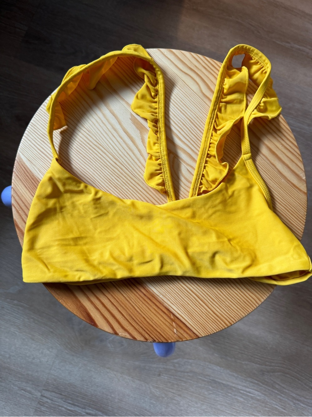 Cabana Del Sol Yellow Frilly Bikini Top Women’s Size Small
